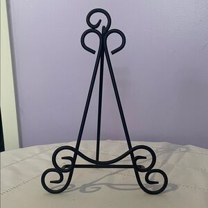 Black Metal Display Easel